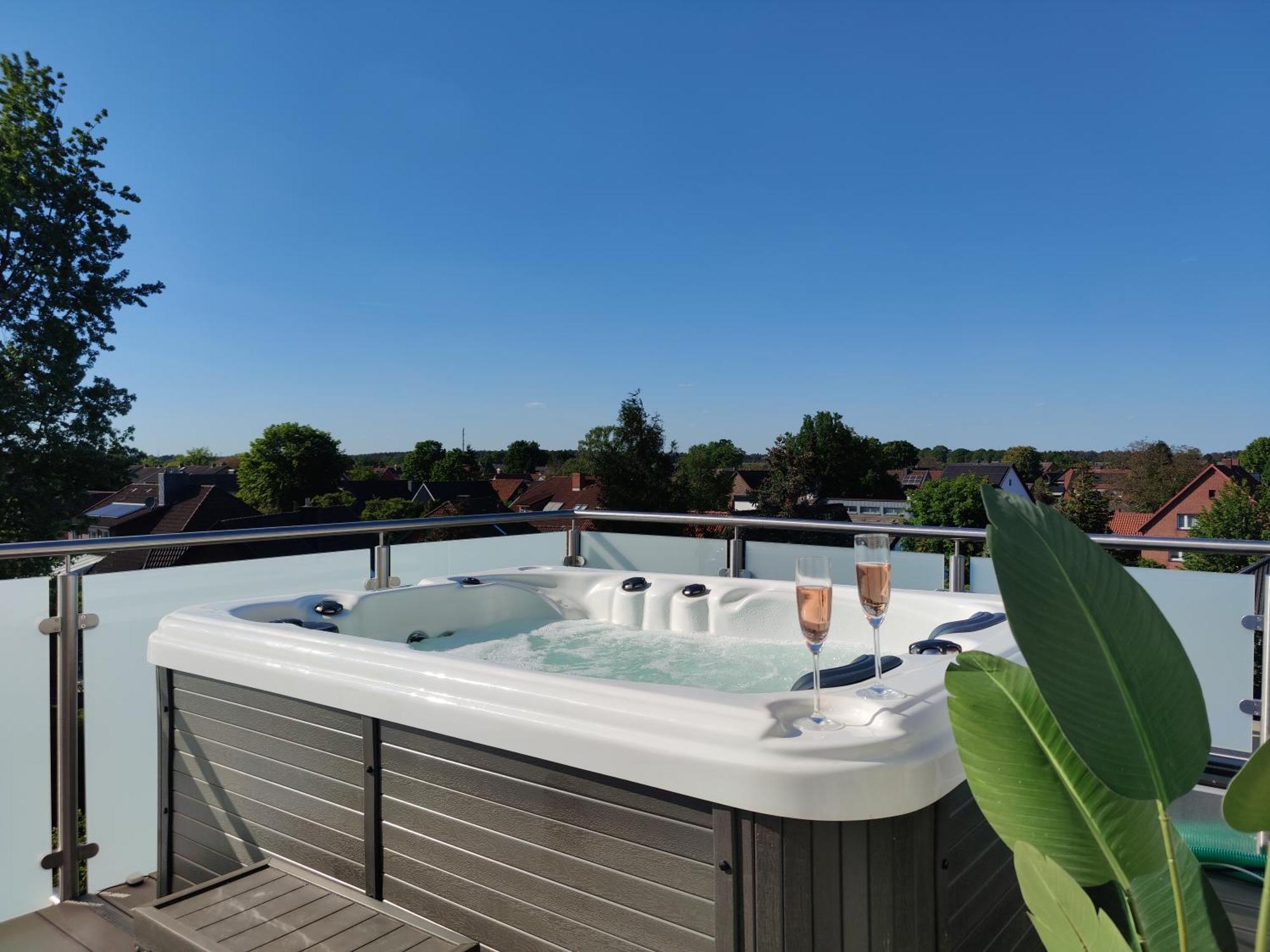 Penthouse Mit Whirlpool Im Herzen Von Niedersachsen Burgwedel  Exterior photo