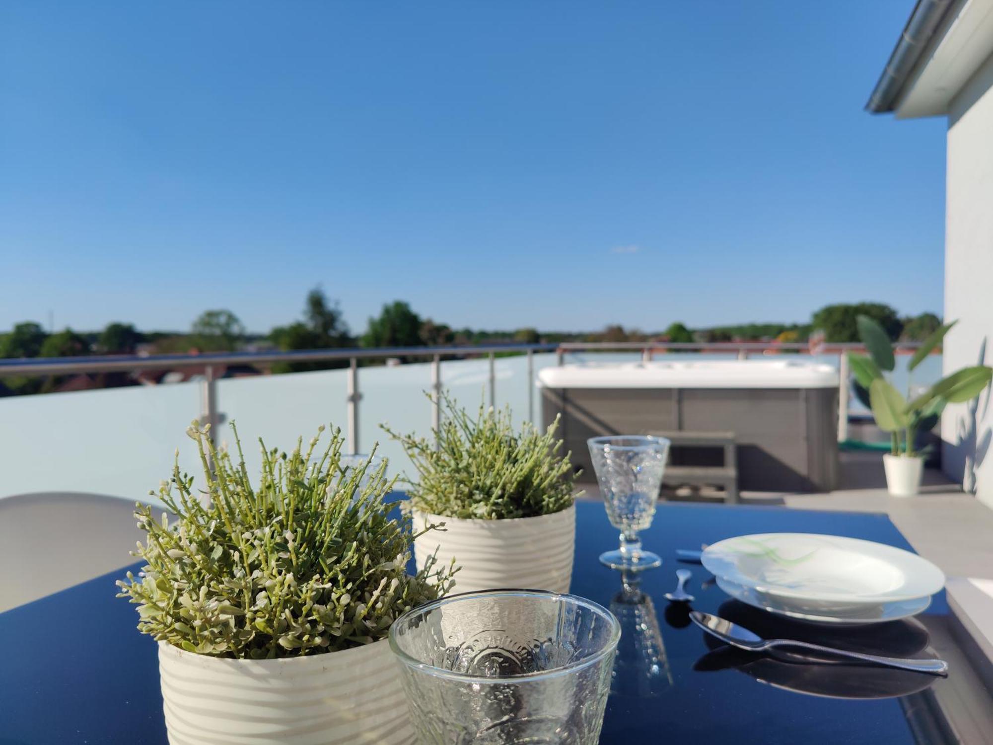 Penthouse Mit Whirlpool Im Herzen Von Niedersachsen Burgwedel  Exterior photo